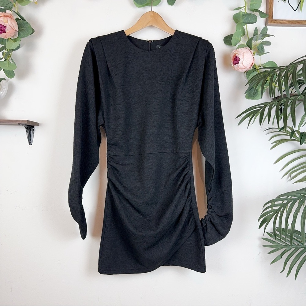 En Saison NWT Ada Ruched Mini Dress in Black Size Small - Picture 4 of 10
